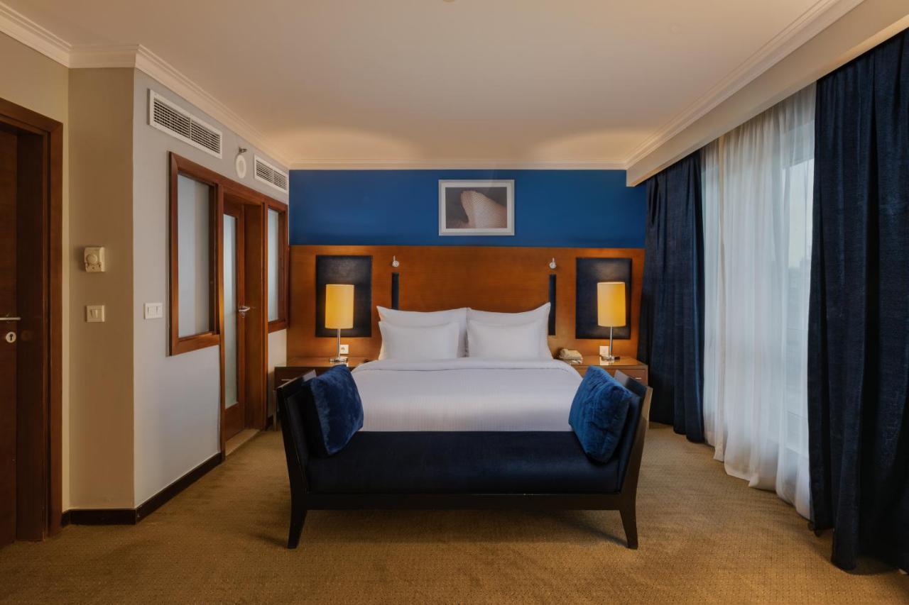 Radisson Blu Hotel, Cairo Heliopolis Buitenkant foto